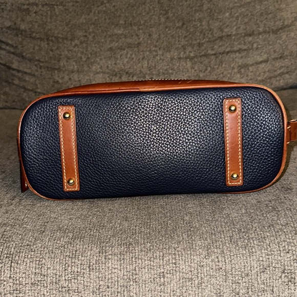 Navy blue Dooney Zip zip bag - Picture 4 of 8
